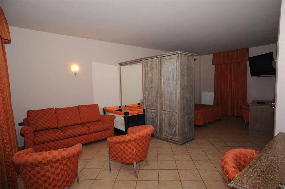 Taino Locanda Agnello מראה חיצוני תמונה